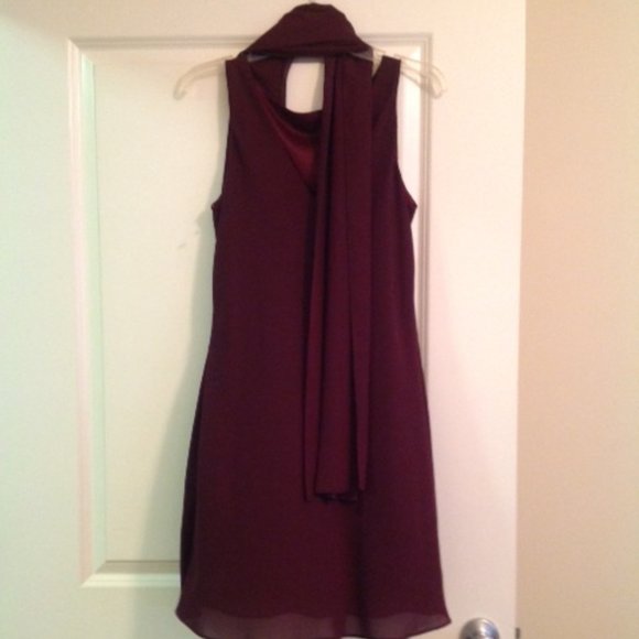 BURGANDY JUNIOR'S CHIFFON DRESS W/MATCHING SCARF - Picture 1 of 2